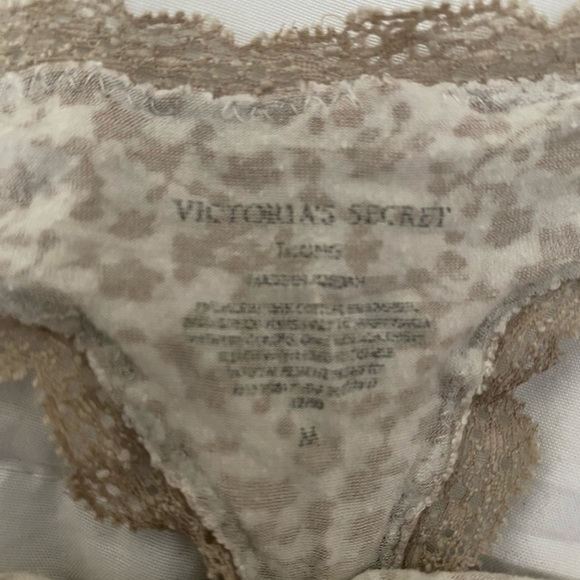 Women’s Victoria Secret Cotton with Lace Trim Thong. - Picture 2 of 3